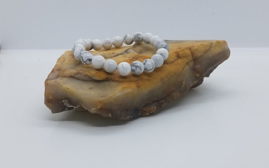 Howlite Bracelet 8mm