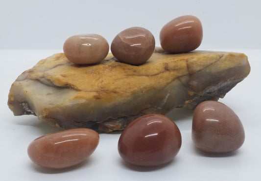 Golden Sunstone Tumbled Stone