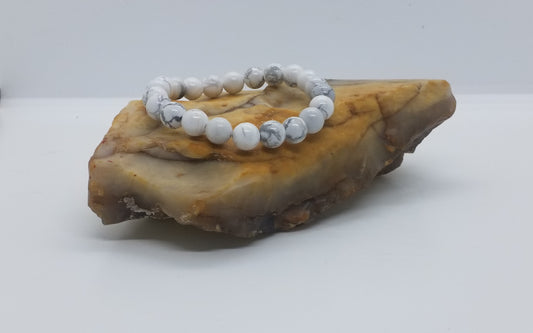 Howlite Bracelet 8mm