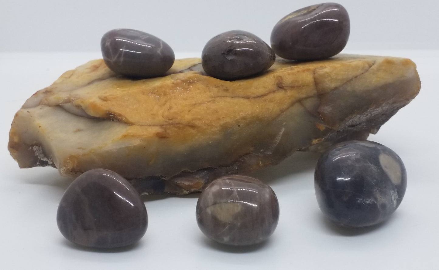 Oriental Agate Tumbled Stone