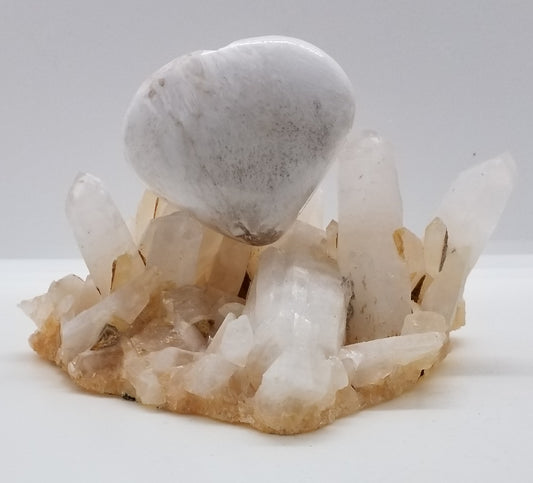 Scolecite Heart