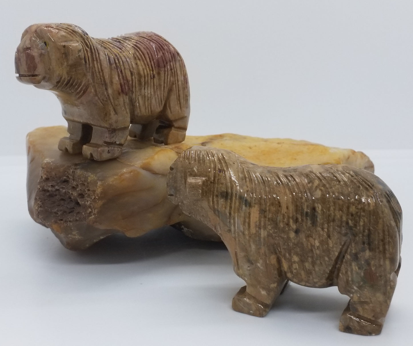 Stone Animal Carving/Sheep Dog