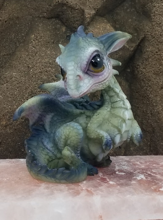 Dragon/ Baby Dragon Figurine/Watching #11
